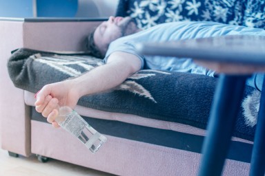 Вывод из запоя в Оленевке